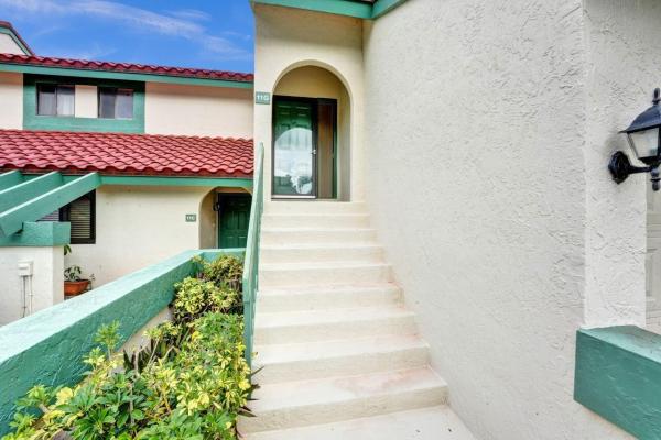 Lexington Green, 11 E Lexington Ln #G, Palm Beach Gardens, Florida 33418, image 2