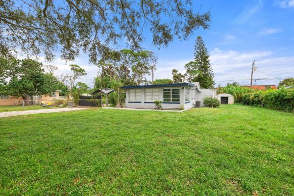 Pine Air, 1274 Sunrise Rd, West Palm Beach, Florida 33408, image 1