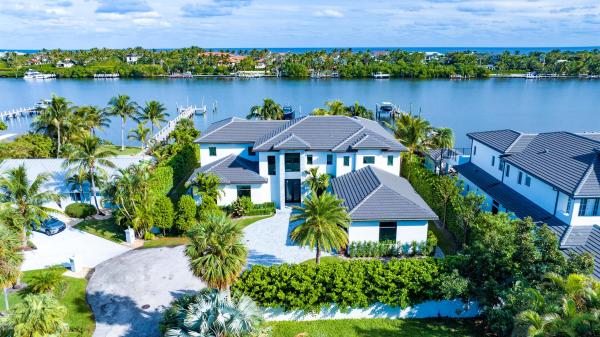 Hypoluxo Island, 836 E Oyster Ln, Lantana, Florida 33462, image 1
