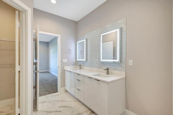 5195 NW Milner Dr, Port St. Lucie, Florida 34983, image 2