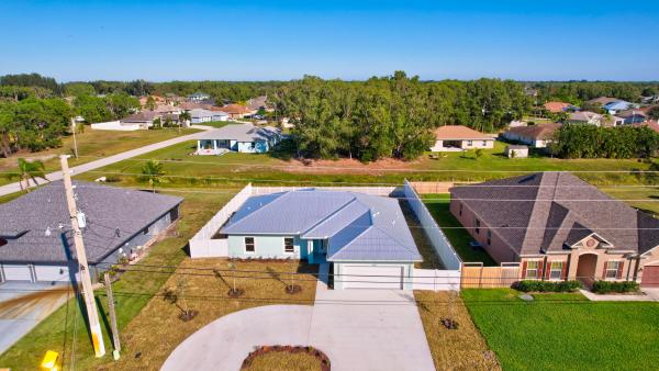 5195 NW Milner Dr, Port St. Lucie, Florida 34983, image 1