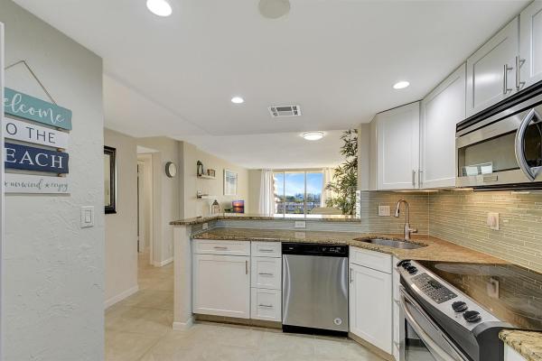 Horizon West, 3581 S Ocean Blvd #6b, South Palm Beach, Florida 33480, image 1