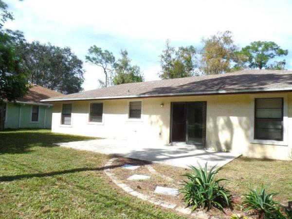 Sugar Pond Manor, 951 Citrus Pl, Wellington, Florida 33414, image 2