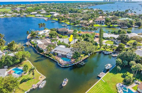 Hidden Key, 1487 Point Way, North Palm Beach, Florida 33408, image 1