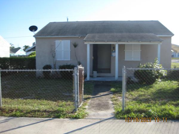 Riviera Beach Heights, 765 W 5th St, Riviera Beach, Florida 33404, image 1