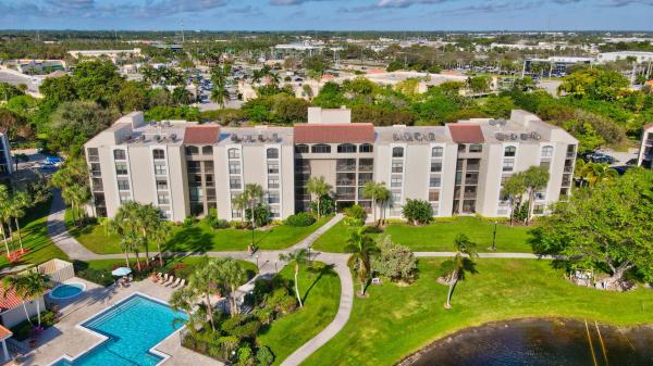 Lakeside At Delray, 1915 Lavers Cir #E509, Delray Beach, Florida 33444, image 1