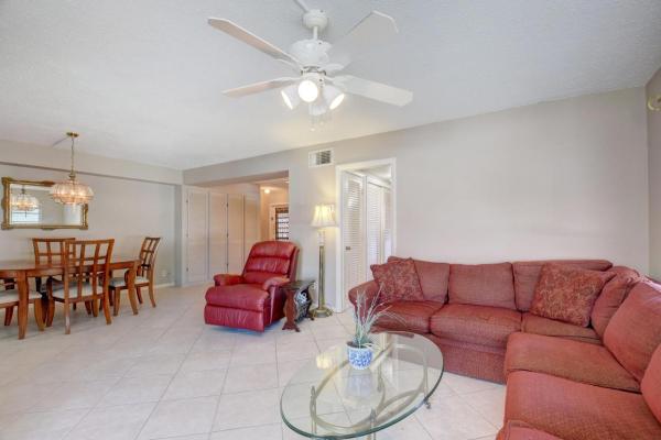 Palm Royal, 25 SE 13th St #B6, Boca Raton, Florida 33432, image 2