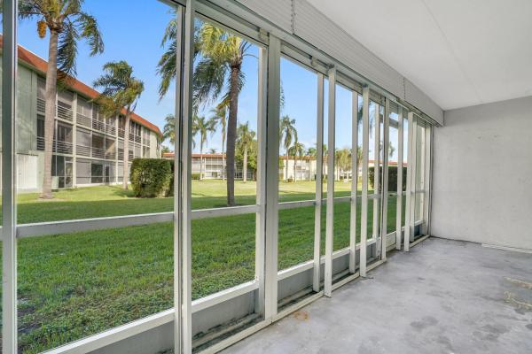 Regal Palms, 3300 Springdale Blvd #102, Palm Springs, Florida 33461, image 1