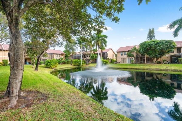 Las Brisas, 21092 Las Brisas Cir, Boca Raton, Florida 33433, image 2