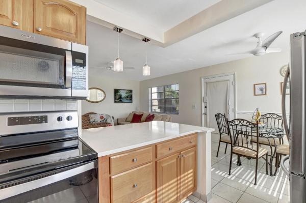 Burgundy At Kings Point, 313 Burgundy G, Delray Beach, Florida 33484, image 1