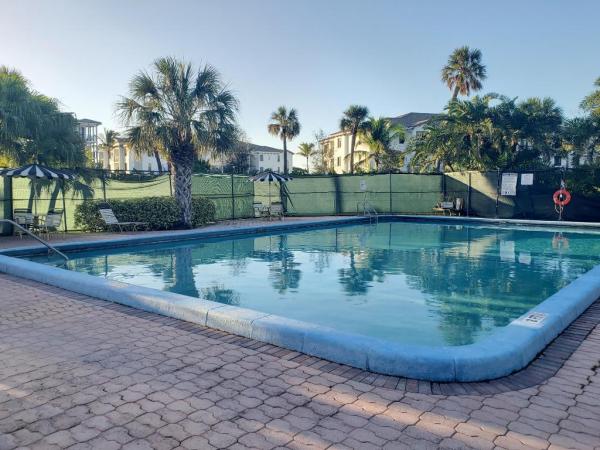 Isle Of Boca Dunes, 9355 SW 8th St #222, Boca Raton, Florida 33428, image 2