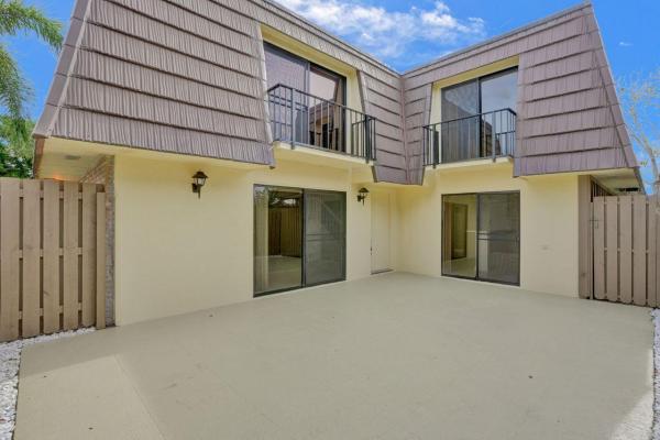 Sandalwood Estates, 721 7th Ct, Palm Beach Gardens, Florida 33410, image 1