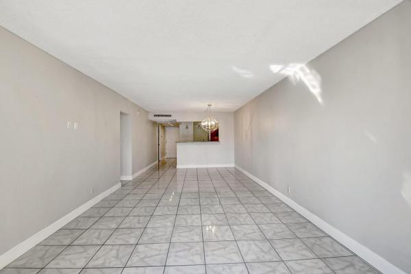 Boca Bayou, 1 Royal Palm Way #2020, Boca Raton, Florida 33432, image 3