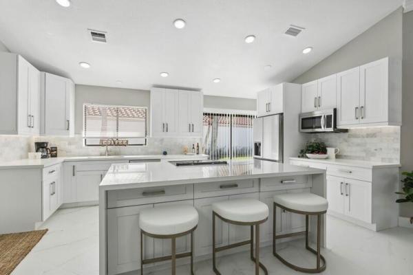 Citrus Glen, 139 Executive Cir, Boynton Beach, Florida 33436, image 1