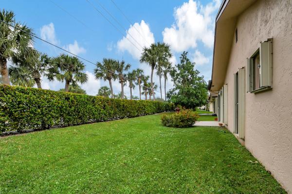 Buttonwood West, 6259 Red Cedar Cir, Greenacres, Florida 33463, image 2