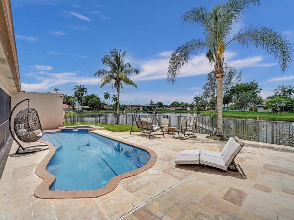 Royal Springs South, 1900 NW 77th Ave, Margate, Florida 33063, image 1