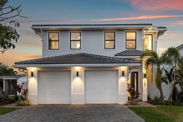 La Hacienda Delray, 709 N Lake Ave, Delray Beach, Florida 33483, image 1