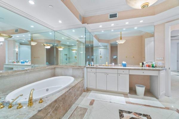 Mizner Grand, 450 SE 5th Ave #502, Boca Raton, Florida 33432, image 2