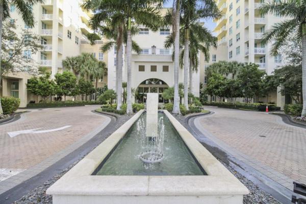 Casa Costa, 450 N Federal Hwy #1204, Boynton Beach, Florida 33435, image 1