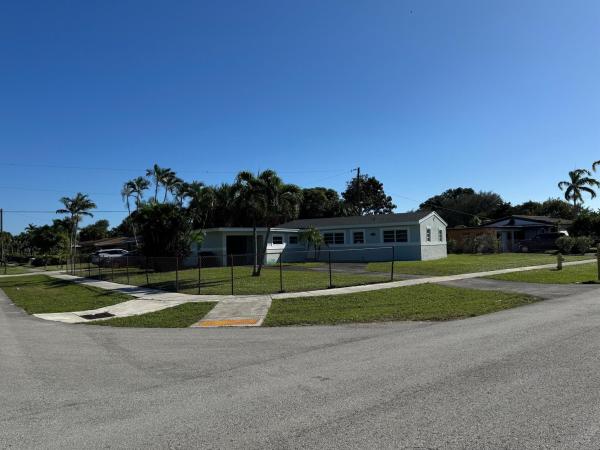 Broward Estates, 3896 NW 4th St, Lauderhill, Florida 33311, image 1