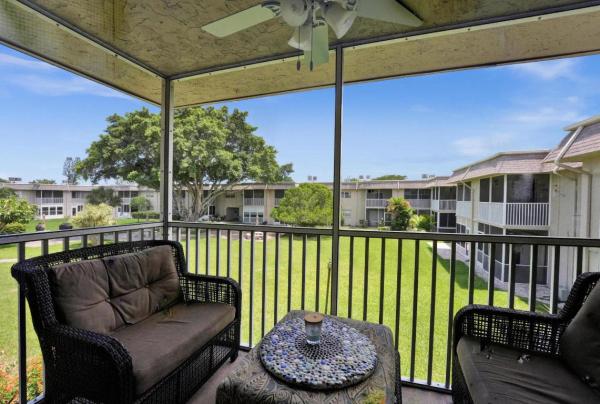 Oxford At Century Village, 212 Oxford 200, West Palm Beach, Florida 33417, image 1