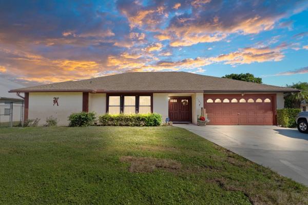 Riverview, 1183 SE Preston Ln, Port St. Lucie, Florida 34983, image 2