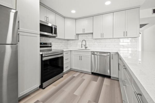 Lincoln At Century Village, 4047 Lincoln #C, Boca Raton, Florida 33434, image 1