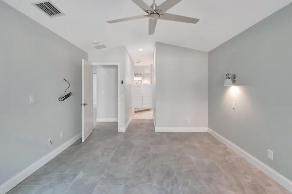 Lawrence Oaks, 7757 Manor Forest Ln, Boynton Beach, Florida 33436, image 3