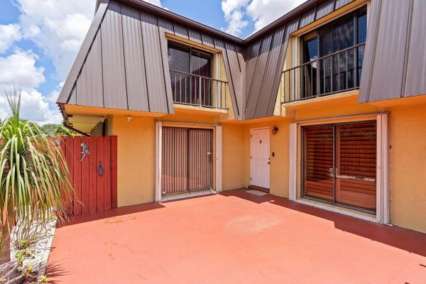Oakwood Lakes, 3726 Silver Lace Ln #12, Boynton Beach, Florida 33436, image 2