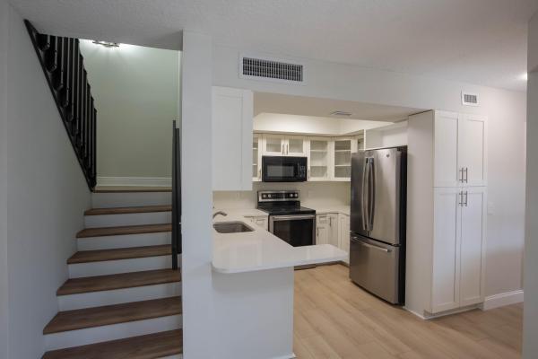 Seven Springs, 6104 Seven Springs Blvd, Greenacres, Florida 33463, image 2