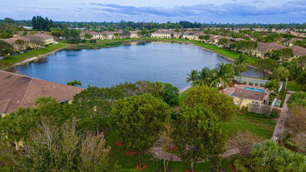 Independence Cove, 1207 Imperial Lake Rd, West Palm Beach, Florida 33413, image 2