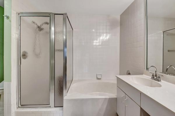 The Lexington Club Villas, 7832 Lexington Club Blvd #C, Delray Beach, Florida 33446, image 3