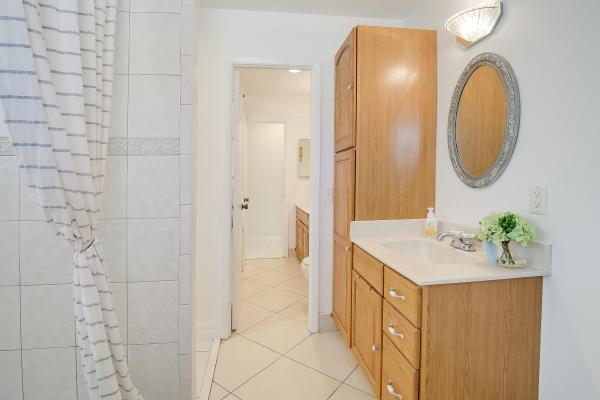 Palm Beach Colony, 908 Hibiscus Dr, Royal Palm Beach, Florida 33411, image 2