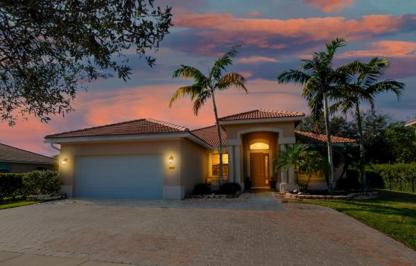 Whispering Woods, 9298 Silent Oak Cir, West Palm Beach, Florida 33411, image 2
