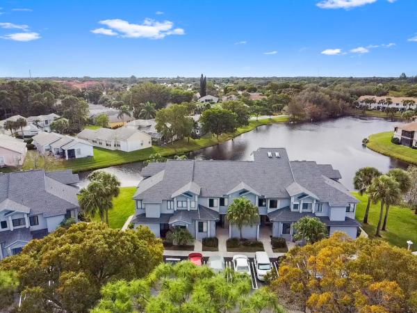 Harbour Pointe At River Bridge, 607 Harbour Pointe Way, Greenacres, Florida 33413, image 1