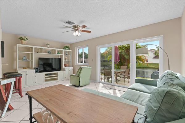 Discovery Pointe, 2034 Discovery Cir E, Deerfield Beach, Florida 33442, image 1