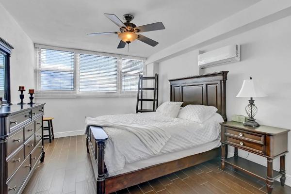 Breakwater Towers, 1900 S Ocean Dr #909, Fort Lauderdale, Florida 33316, image 2