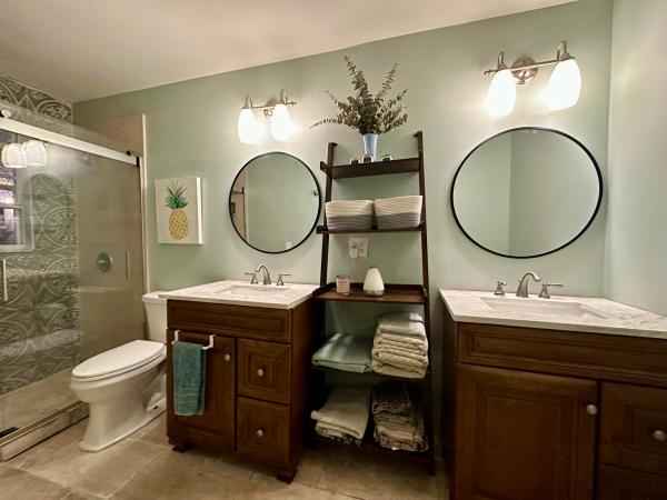 Hidden Oaks, 982 SW Du Bois Ave, Port St. Lucie, Florida 34953, image 2