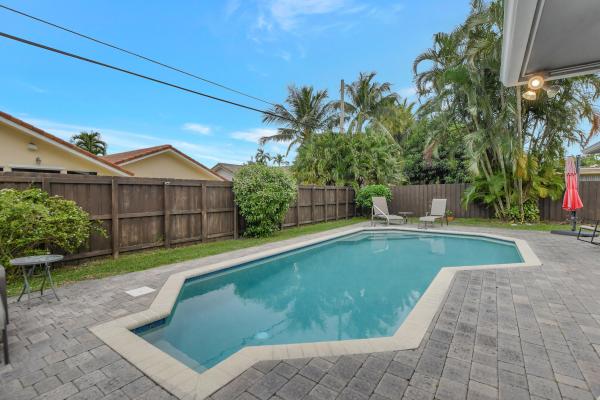Paradise Palms, 1939 Bonnie St, Boca Raton, Florida 33486, image 2