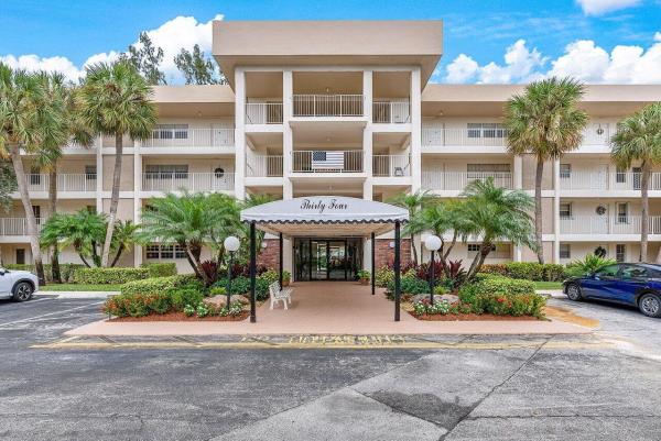 Palm-Aire Country Club 3, 3051 S Palm Aire Dr #106, Pompano Beach, Florida 33069, image 1
