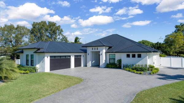 Paar Estates, 4129 SW Saybrook St, Port St. Lucie, Florida 34953, image 1