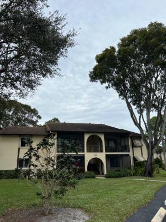 Pine Ridge South 1, 135 Lake Pine Cir #D-1, Greenacres, Florida 33463, image 1
