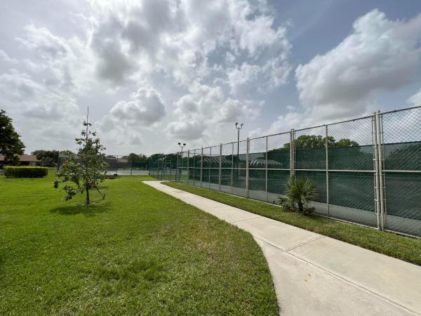 Meed Racquet Club, 7525 Volley Pl, Lake Worth, Florida 33467, image 1