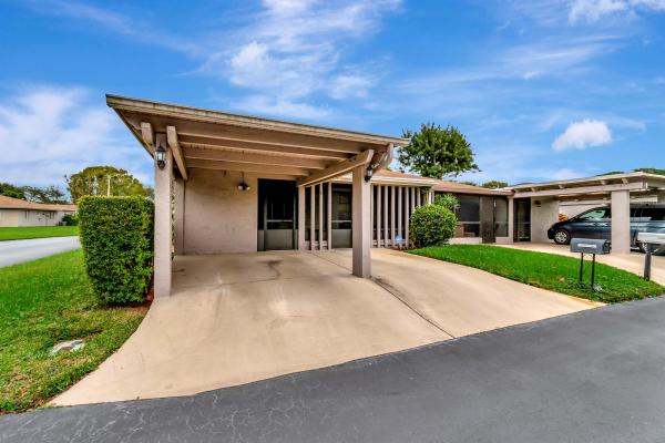 Camelot Village, 6836 Moonlit Dr, Delray Beach, Florida 33446, image 1