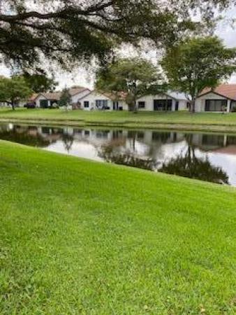 Fairmont Place, 4763 Boxwood Cir, Boynton Beach, Florida 33436, image 2