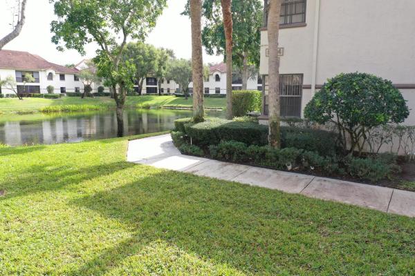 Illustre Village, 5154 Floria Dr #B, Boynton Beach, Florida 33437, image 1