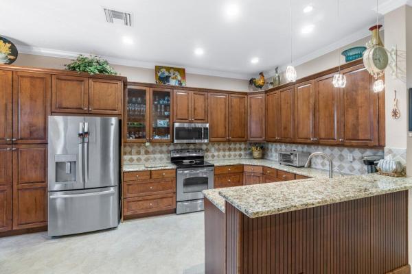 Valencia Pointe, 10886 Rock Springs Ter, Boynton Beach, Florida 33437, image 2