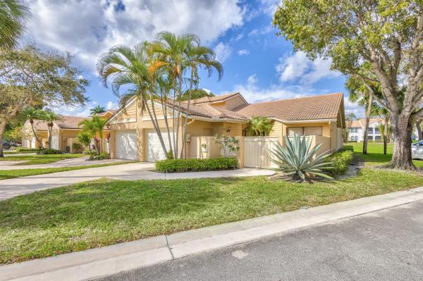Prestwick Chase, 409 Prestwick Ln, Palm Beach Gardens, Florida 33418, image 1