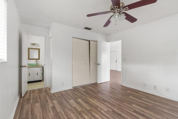 Country Manors, 550 Sandpiper Cir, Delray Beach, Florida 33445, image 2
