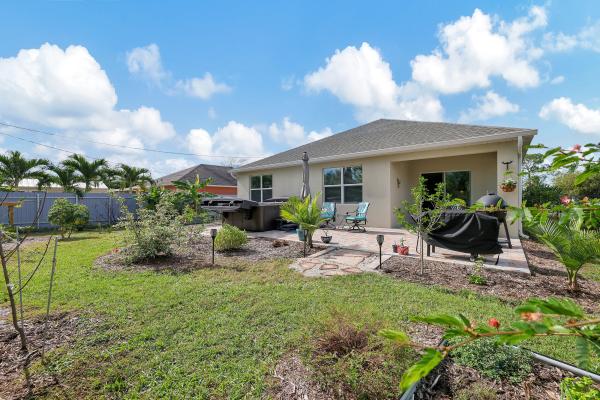 Swan Park, 1541 SW Avens St, Port St. Lucie, Florida 34983, image 3